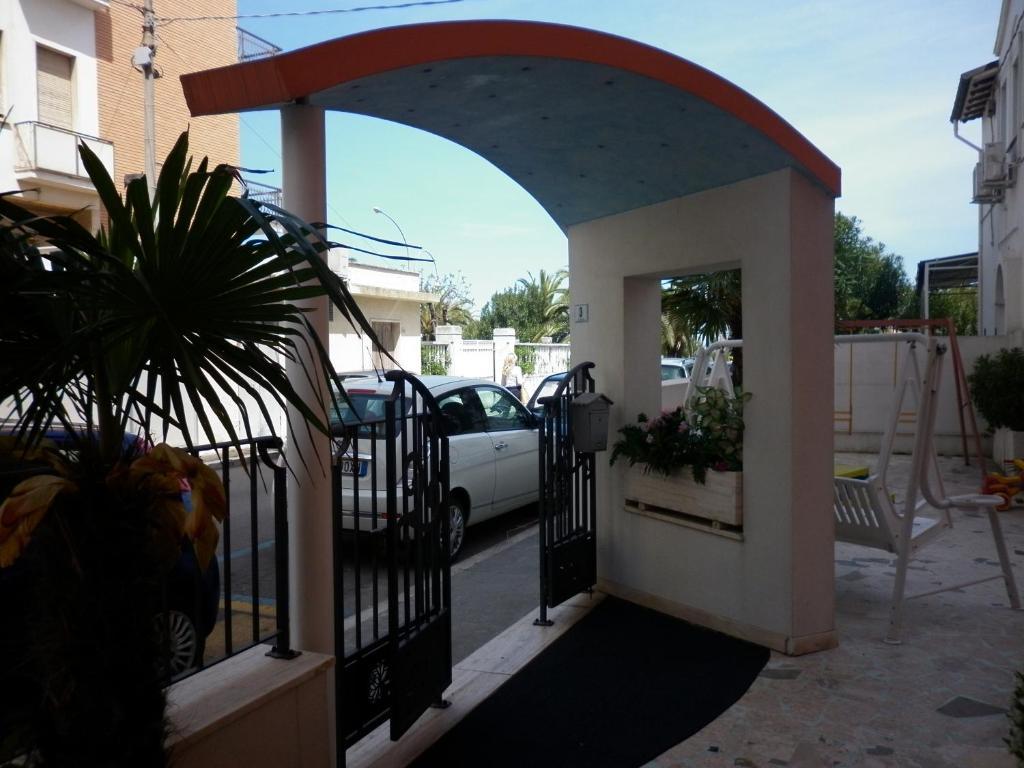 Hotel Cristall سان بنيديتّو ديل ترونتو المظهر الخارجي الصورة